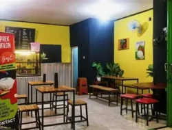 Makanan Resto Dijual di Gerobak Keliling, Ada Ayam Geprek hingga Nasi Padang