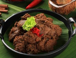 Kuliner Padang Terenak Selain Rendang, Ini 14 Hidangan Khas yang Wajib Dicoba
