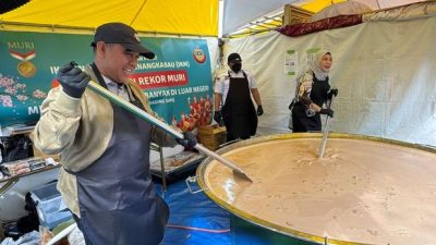 Andre Rosiade: IKM Siap Pecahkan Rekor Dunia Masak Rendang 30 Ton se-RI