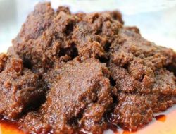 Diakui Sebagai Salah Satu Makanan Terenak di Dunia Mengapa Rendang Minangkabau