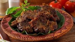 Rendang Daging Sapi: Sejarah, Resep, dan Kenapa Banyak Orang Menyukainya?